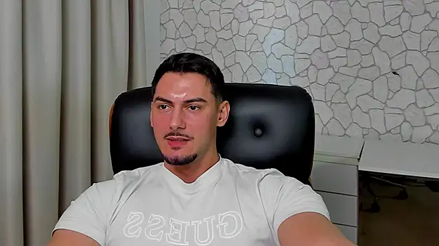 دردشة ClintMasters الجنسية المباشرة