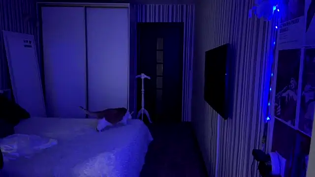 Emily_Rass_ Show in webcam