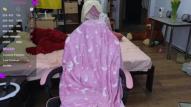 Show modela Mary_Blu na web-kameri