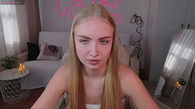 TessaGrays' Live XXX Chat