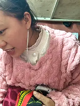 liu-liusexy Adlı Modelin Canlı XXX Sohbeti