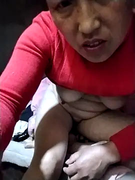 Tina-beo Adlı Modelin Canlı XXX Sohbeti