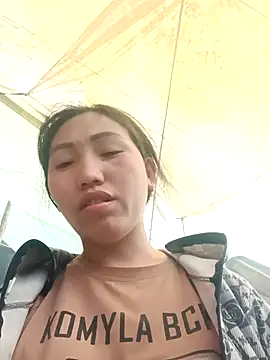 hot-luna- Adlı Modelin Canlı XXX Sohbeti