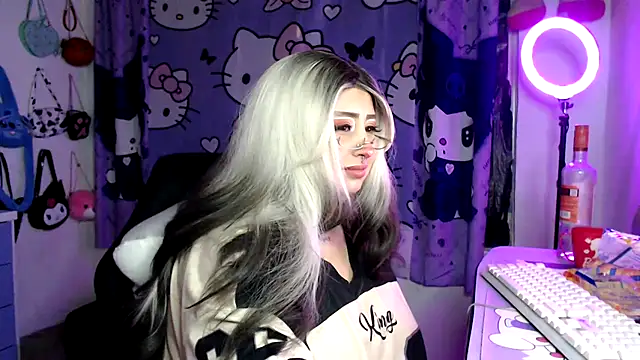 Chat XXX ao vivo de lussyevans24