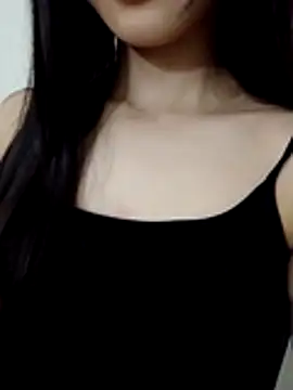 Desi_sara 现场XXX聊天