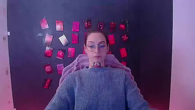 Esmi_Winter লাইভ XXX চ্যাট