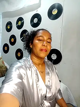 medusafox_: онлайн-секс-чат