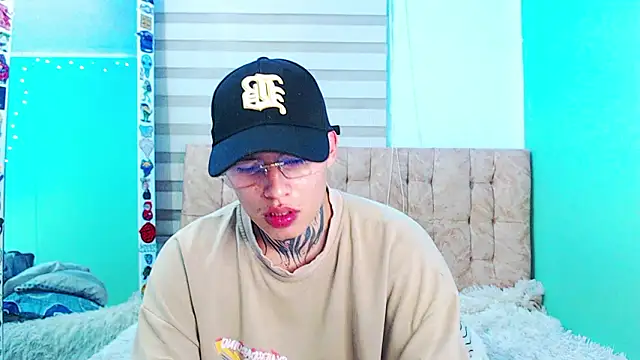 _justinmoon2 লাইভ XXX চ্যাট