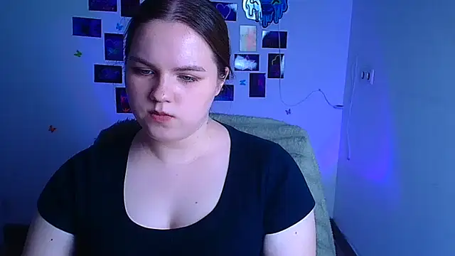 Kitty_Mia_Kitty Chat XXX in diretta