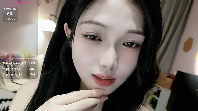 sansan-666 Chat XXX in diretta