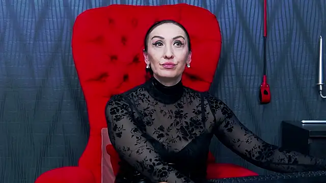 MistressDora's Live XXX Chat