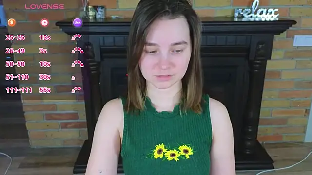 Chat +18 de Ellie_Sunset ao vivo