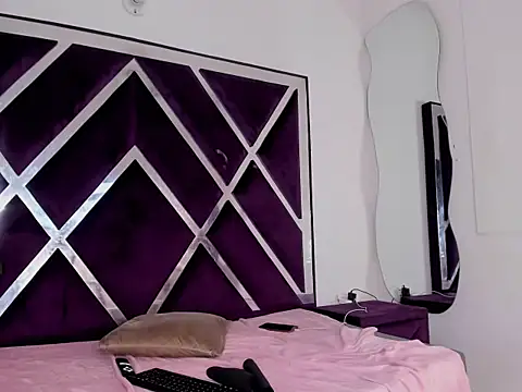 Chat +18 de Sofiaasm ao vivo