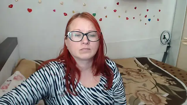 Lilia4joy Live XXX-Chat