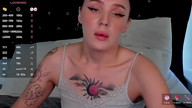 LianaFord live XXX chat