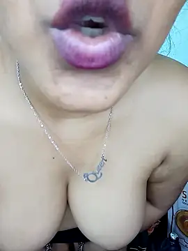 Jasmine_jaaan Webcam-Show