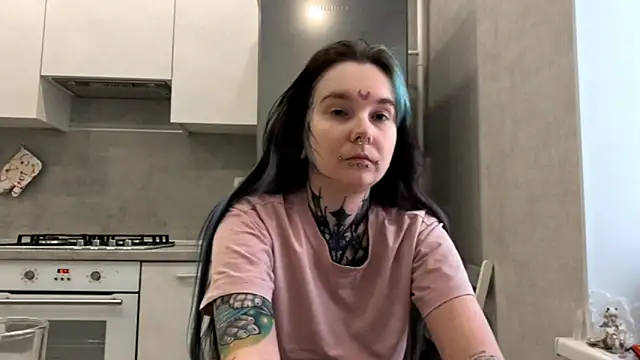 Chatroom XXX en direct de HighelikeGirl