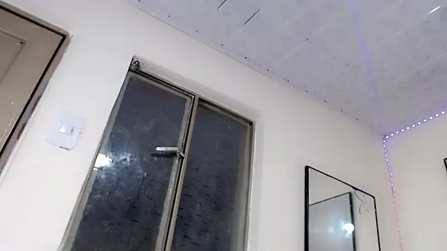 NathalialLooes – Naživo XXX chat