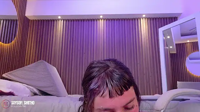 Lucy_Smith2 Chat XXX in diretta