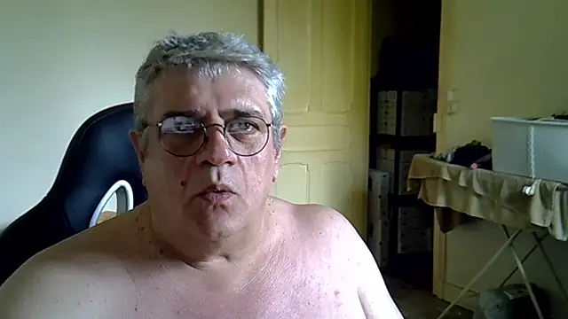 _hippo_'s Webcam Show