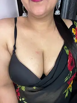 Notty-HotyBhabhi's Live XXX Chat