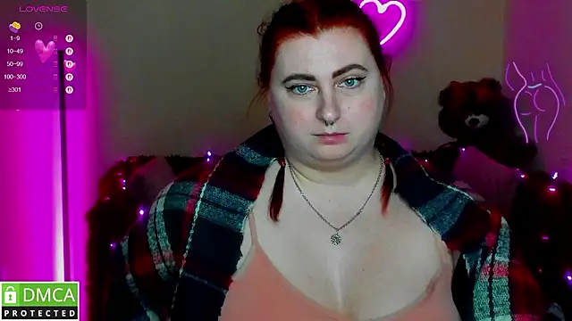 Chat +18 de Alicia_love00 ao vivo