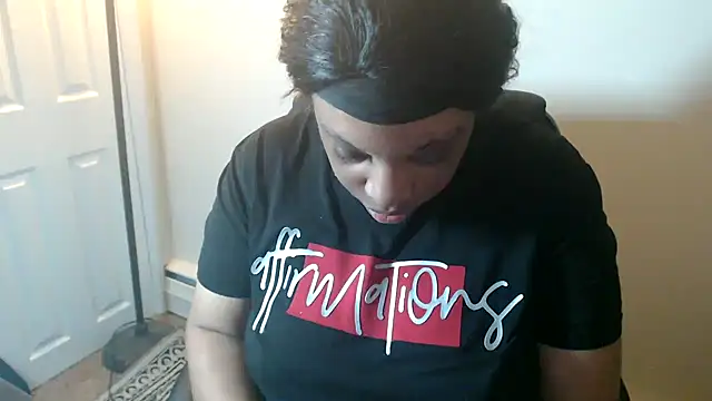 Sexymona1218のライブXXXチャット