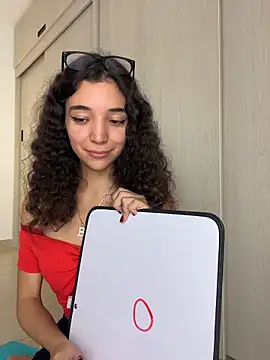 callmerossie: онлайн-секс-чат