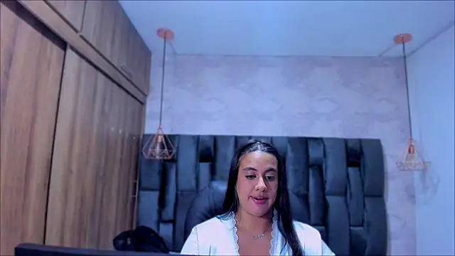 Xisu_ – Naživo XXX chat