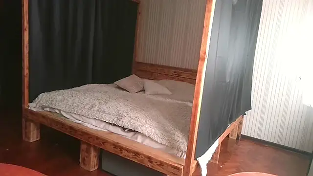 EthelsLover – Naživo XXX chat