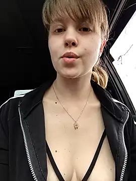 Chat +18 de astiSWEET ao vivo