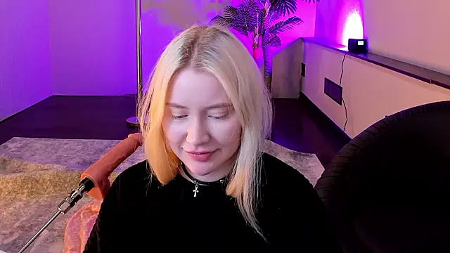 Lillie_Berry élő XXX-chatje