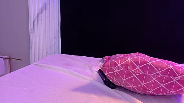 bella_moonlight_cr – webcam-show