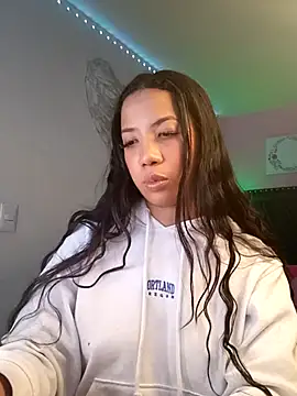 Chatroom XXX en direct de SallyWhitee