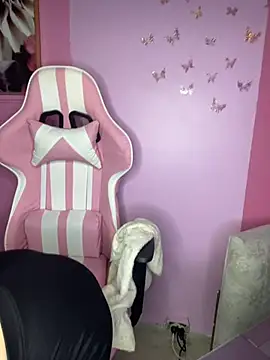 SweetMilly Chat XXX live