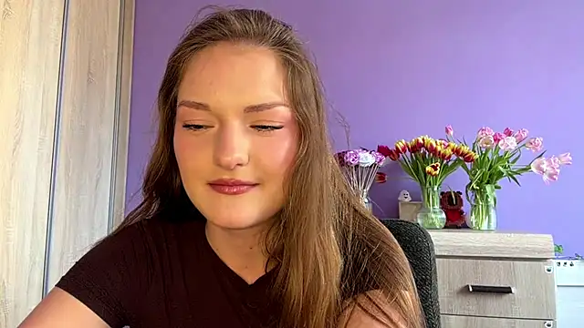 Milayouknow Chat XXX live