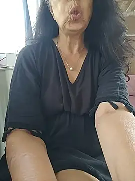 NakedMILFx's Live XXX Chat