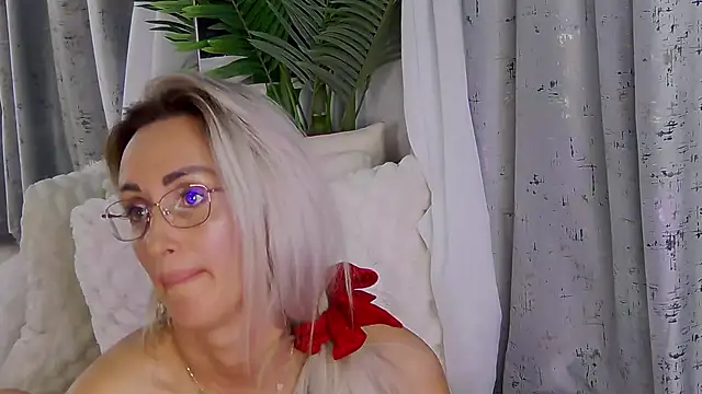 IsabelleEthan Live XXX Chat