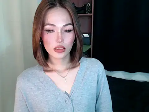 YougotLara's Webcam Show