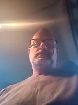 nard53 Live XXX-Chat