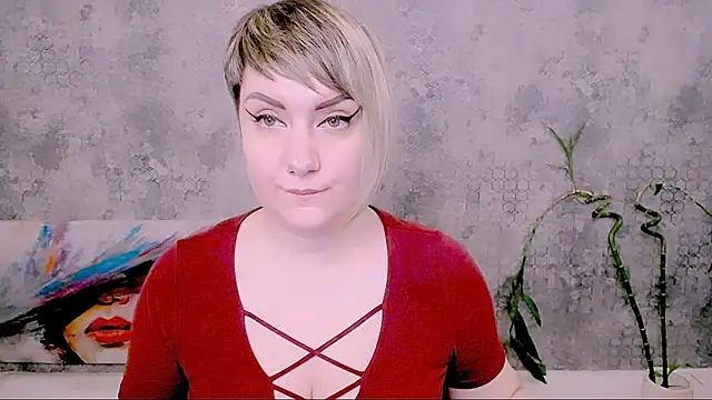 Djullia: онлайн-секс-чат