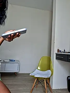 Živý XXX chat Kamdollie