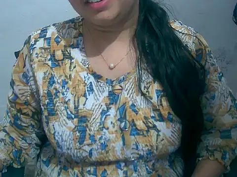 Cute_Aliyaa: онлайн-секс-чат