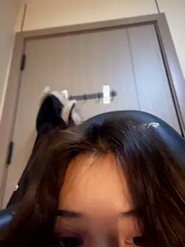 Toffee-00: онлайн-секс-чат