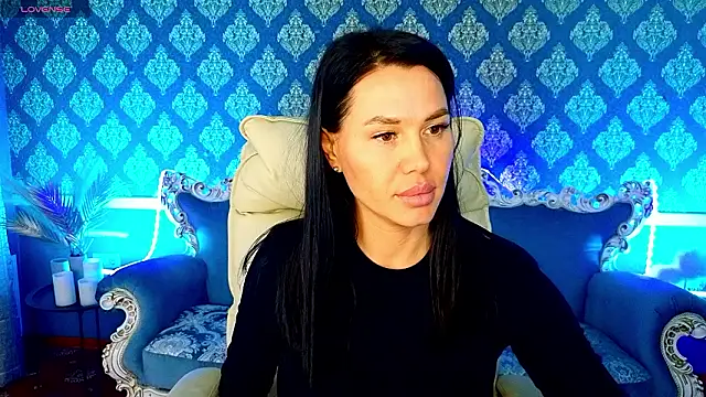 Show modela Casey_Min na web-kameri