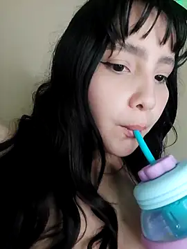 jacksyangeel2 Adlı Modelin Canlı XXX Sohbeti