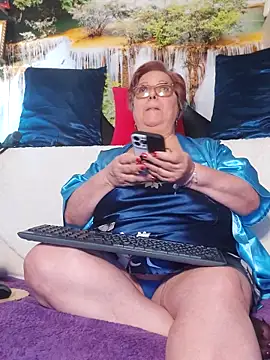 QueenPammy1 라이브 XXX 채팅