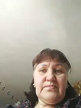 Show modela ViolaStar75 na web-kameri