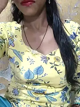 Itz_Aisha__ Adlı Modelin Canlı XXX Sohbeti