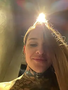 KishaMur's Live XXX Chat